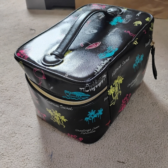 Victoria's Secret Makeup Bag - Picture 3 of 5